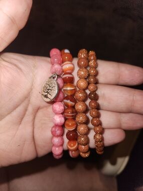 4-Piece Earth & Spirit Bracelet Stack – Natural Banded Agate, Goldstone